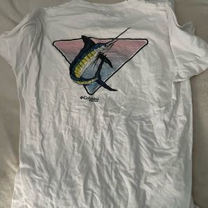 men’s Columbia & Vineyard Vines T-shirt *sold together*